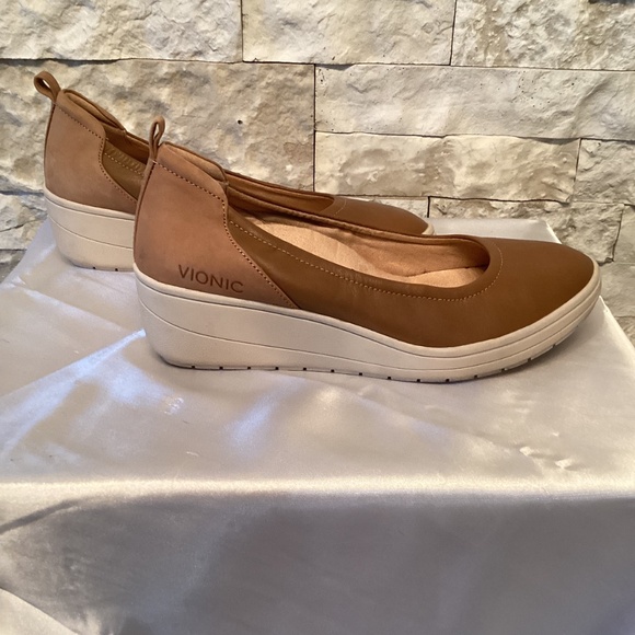 Vionic Jacey Wedge Slip-On Shoes - Picture 8 of 10